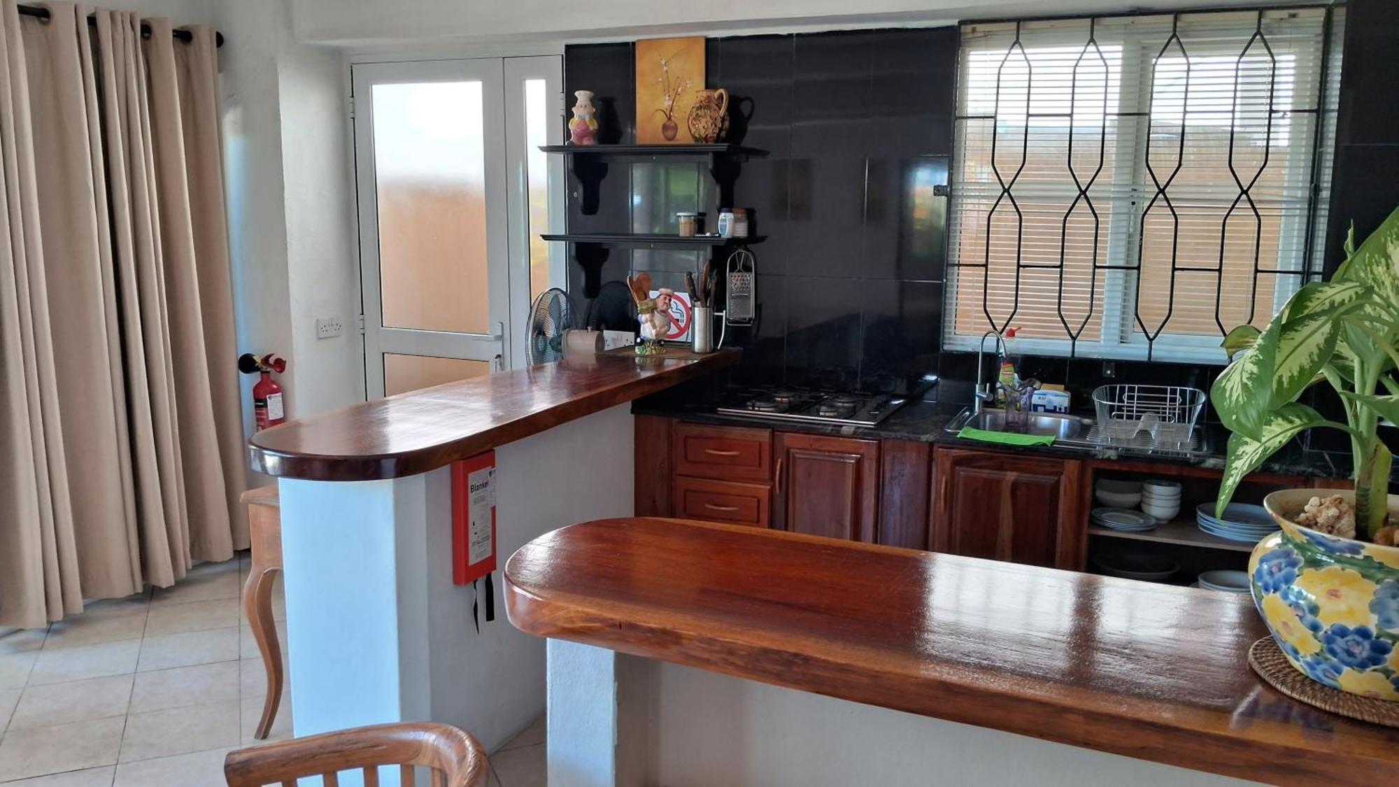 Chez Lorna 3 Nights Or Plus Homestay