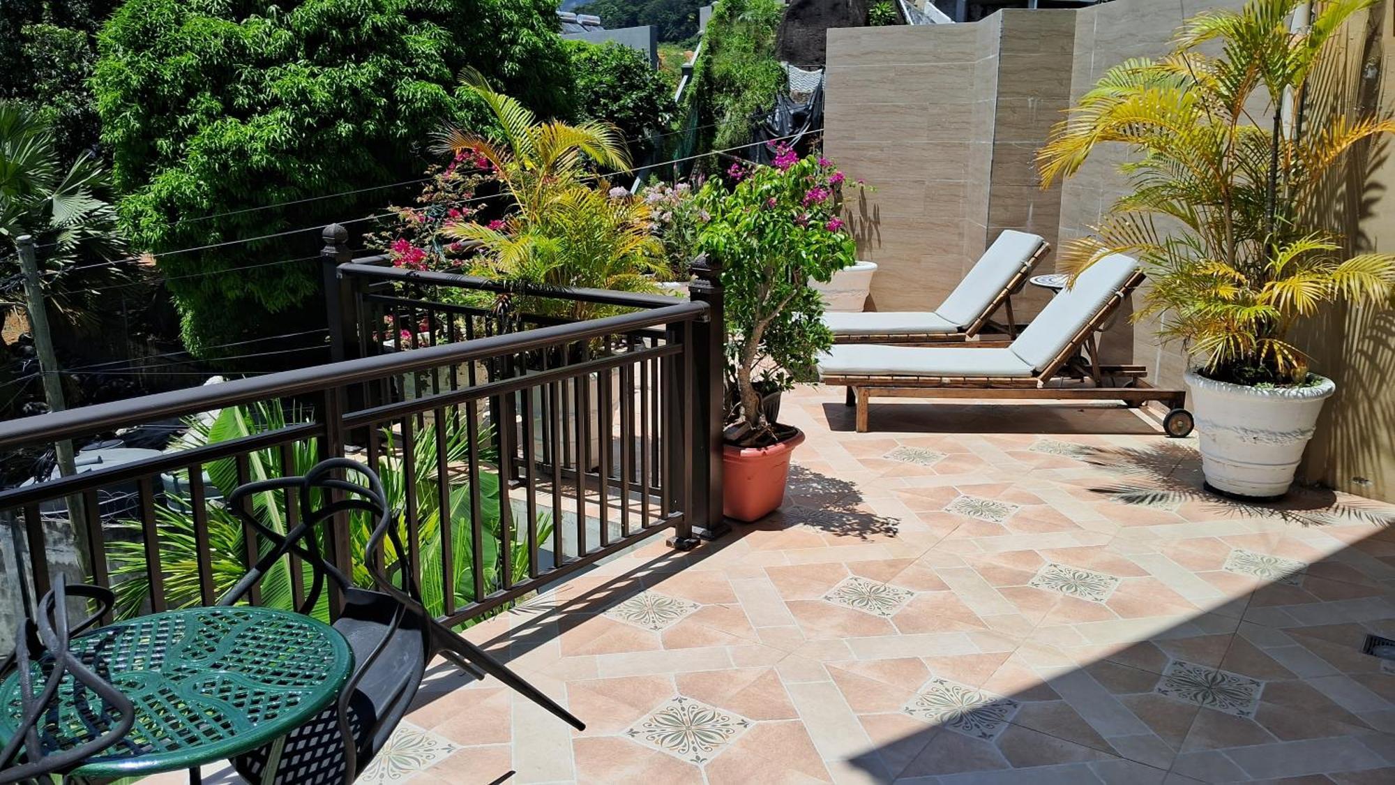 Chez Lorna 3 Nights Or Plus Homestay De Quincey Village