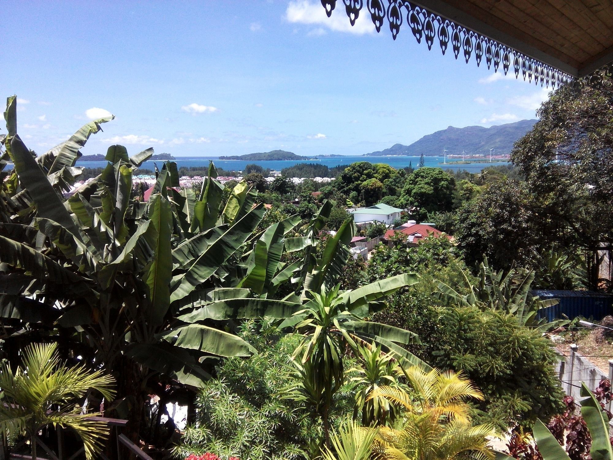 Homestay Chez Lorna 3 Nights Or Plus De Quincey Village