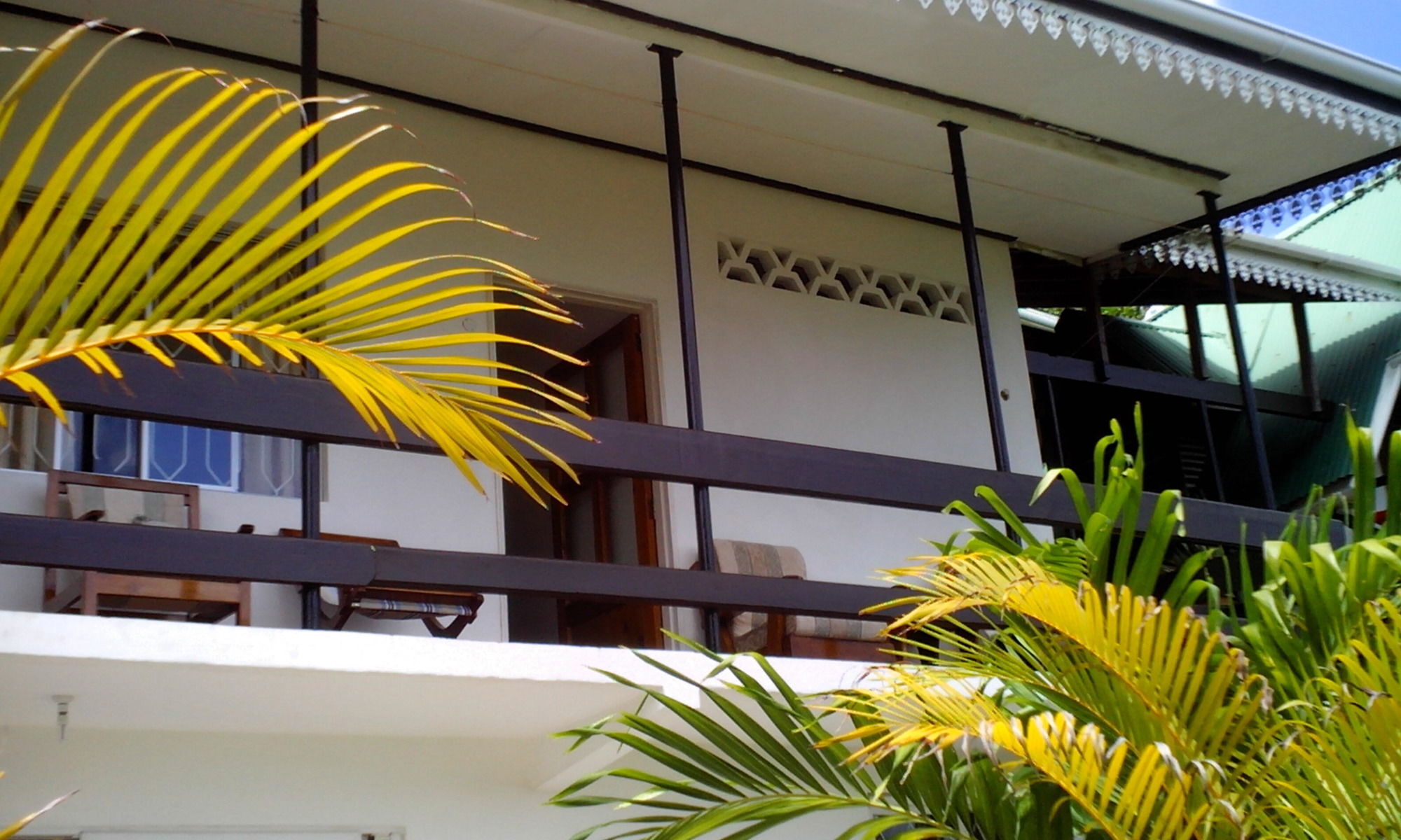 Chez Lorna 3 Nights Or Plus Homestay *