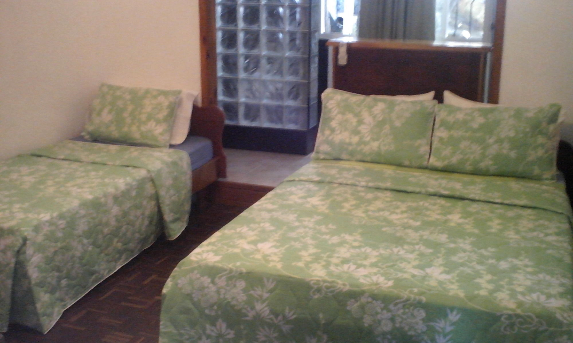 Chez Lorna 3 Nights Or Plus Homestay