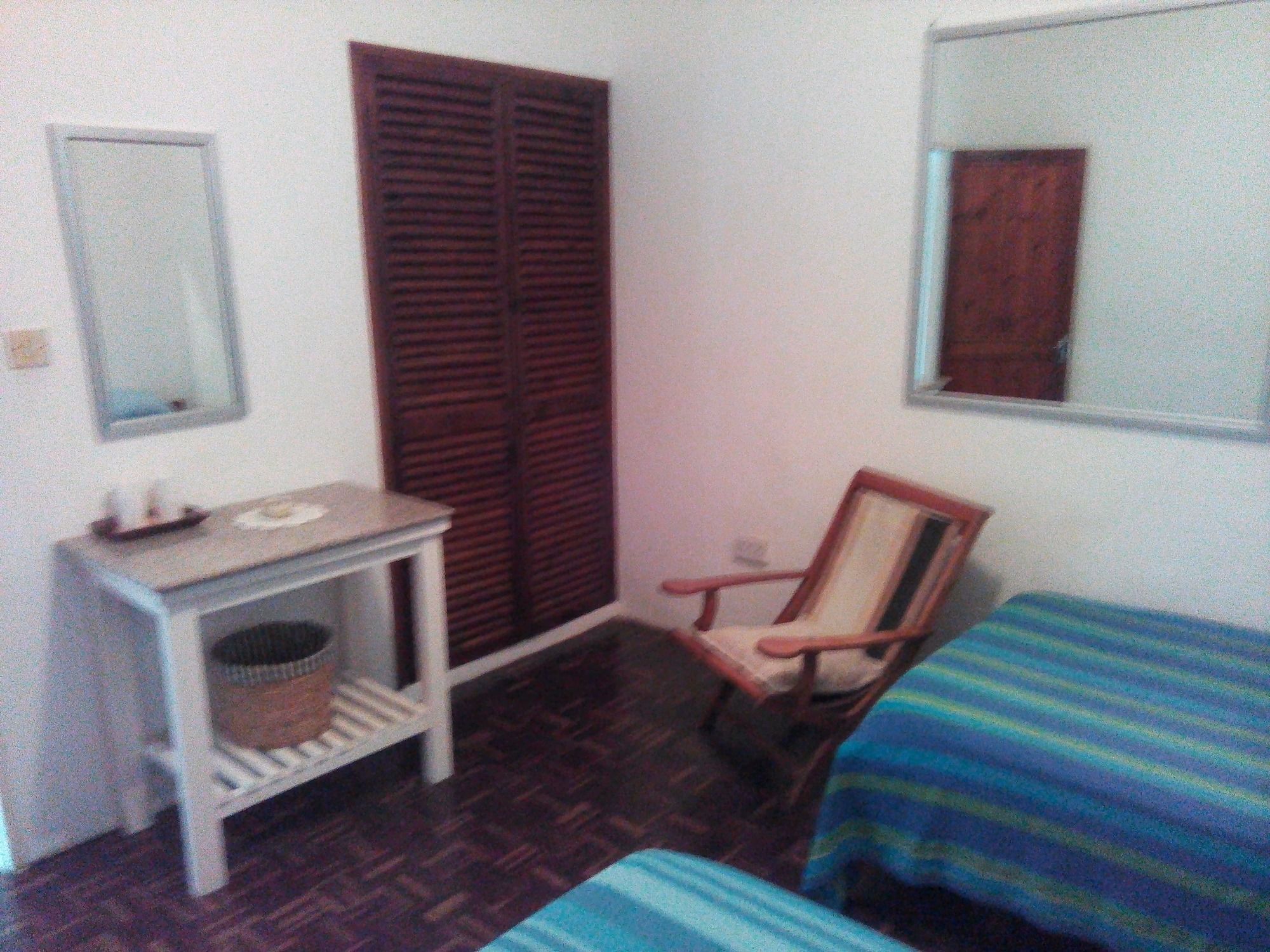 Chez Lorna 3 Nights Or Plus Homestay