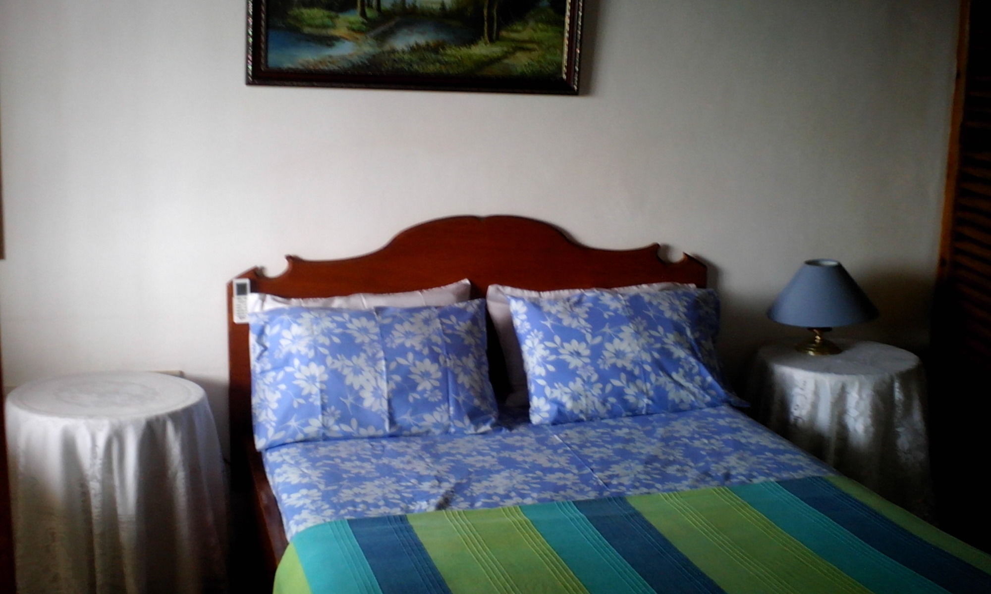 Chez Lorna 3 Nights Or Plus Homestay