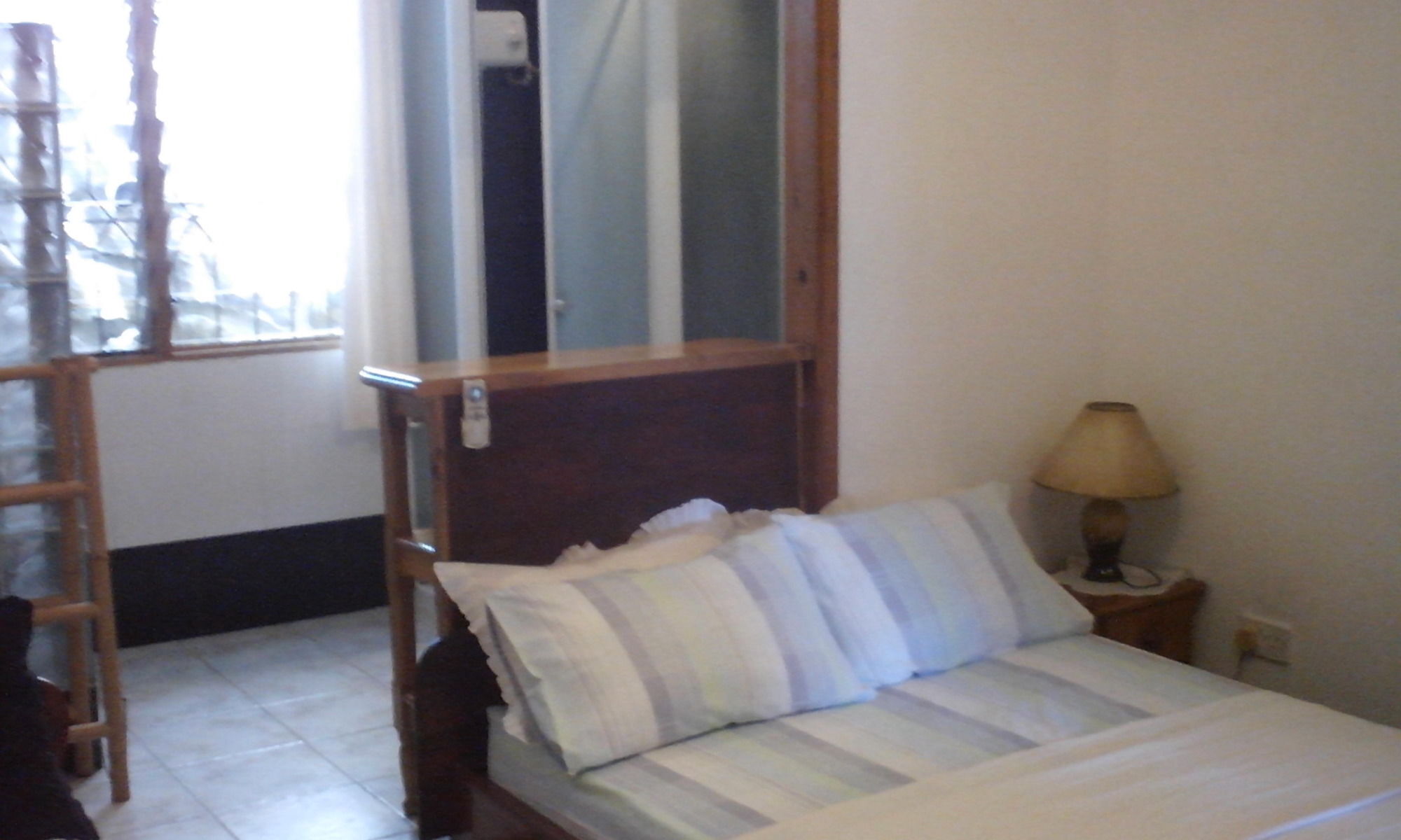 Chez Lorna 3 Nights Or Plus Homestay *