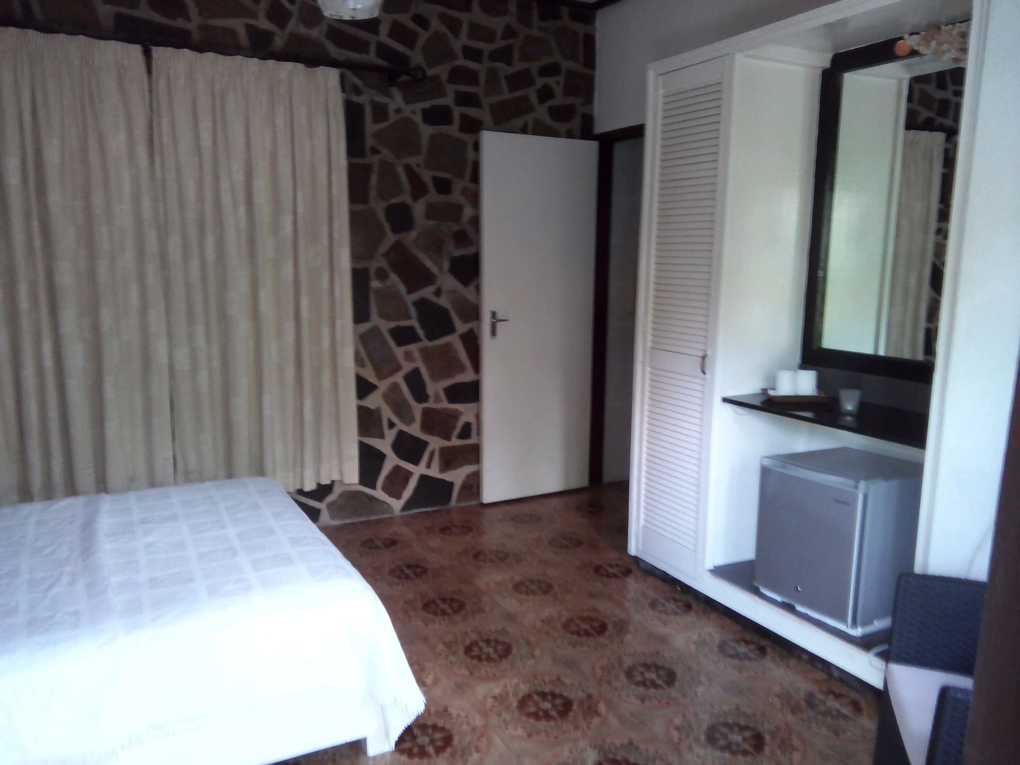 Chez Lorna 3 Nights Or Plus
